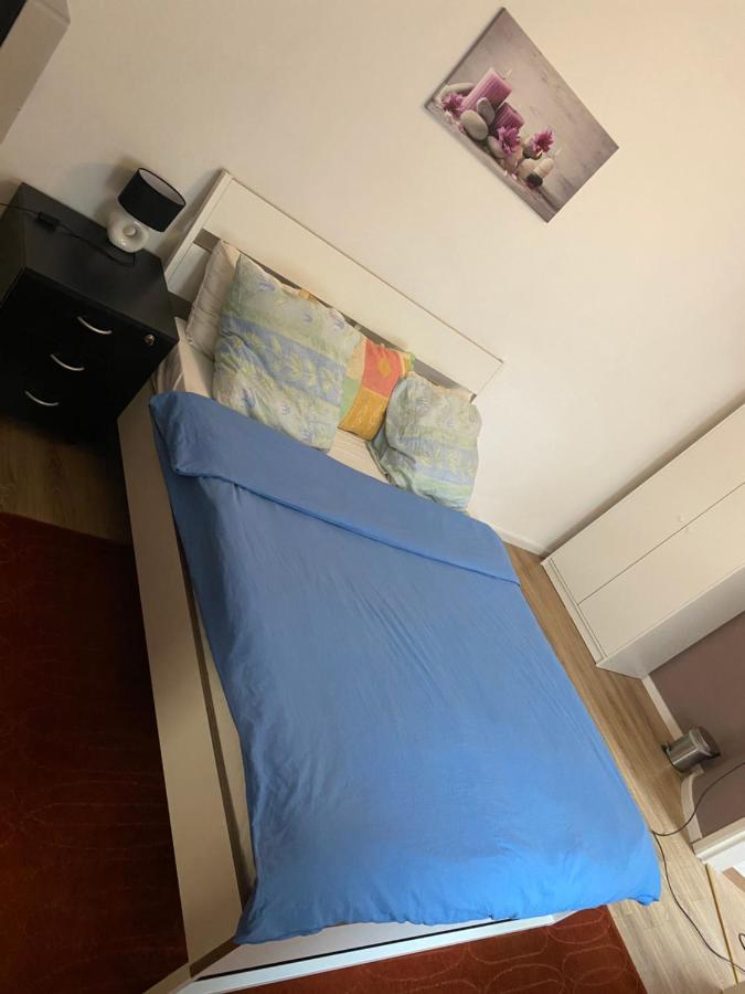 Superbe Appartement Шарлеруа Екстер'єр фото