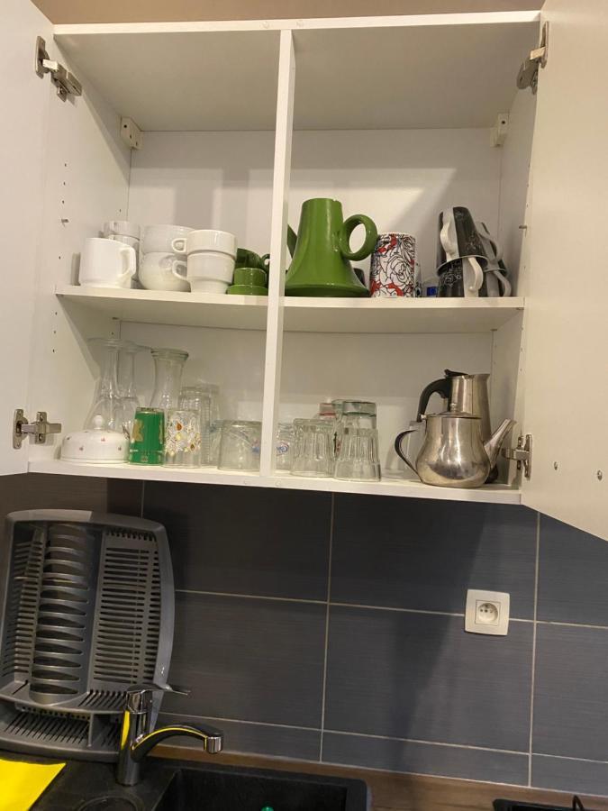 Superbe Appartement Шарлеруа Екстер'єр фото