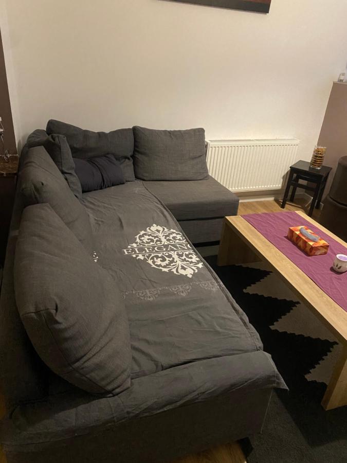 Superbe Appartement Шарлеруа Екстер'єр фото